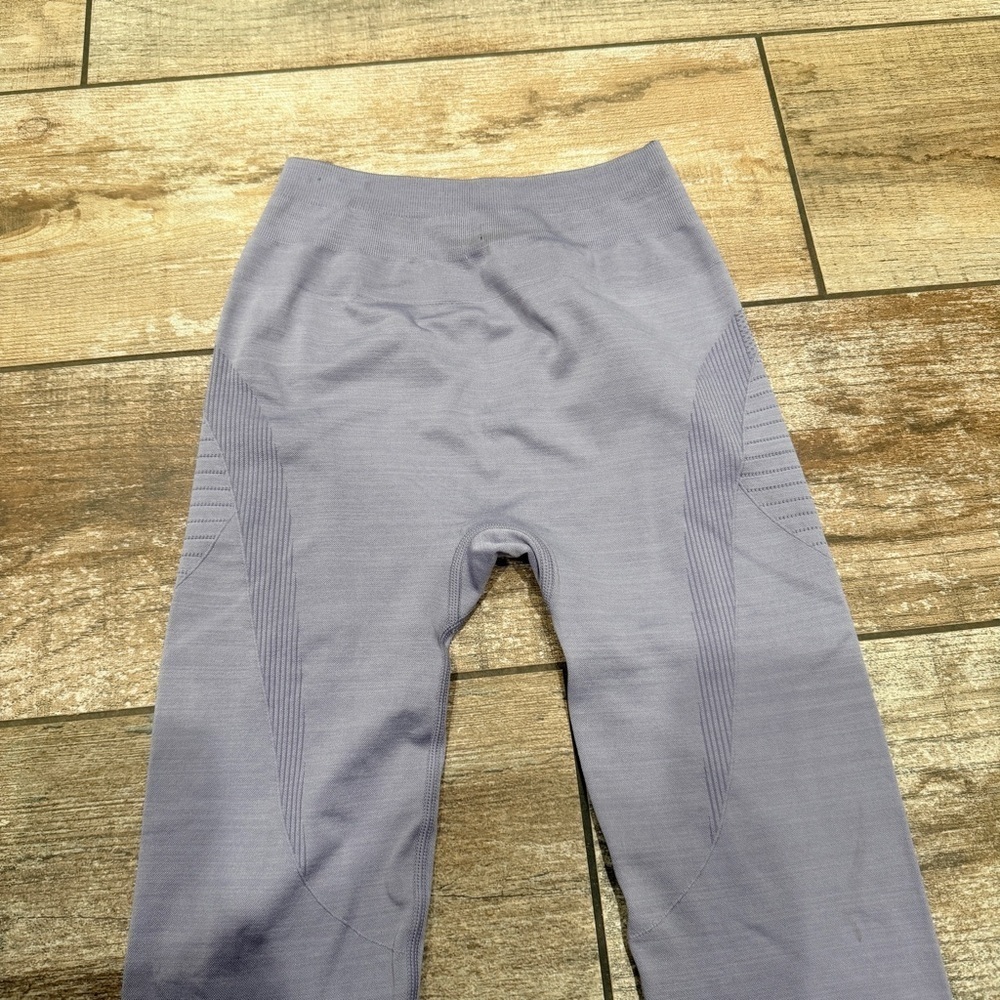 Alphalete | Ozone Lavender Leggings - Picture 4 of 7